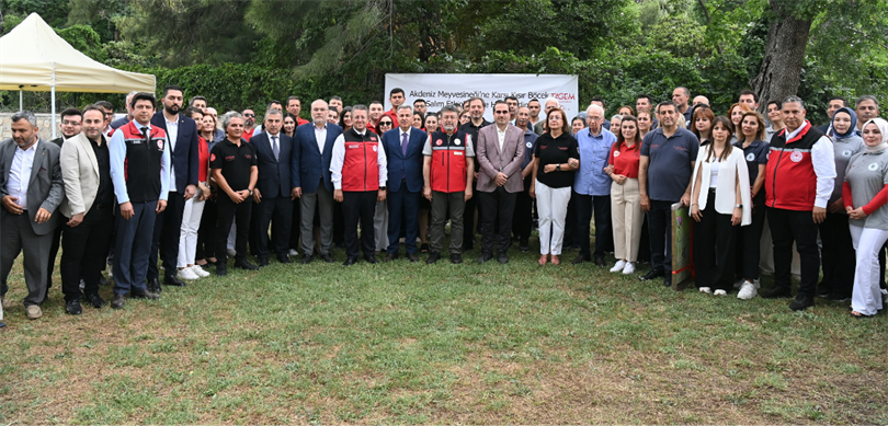 BAKAN YUMAKLI İZMİR'DE BİYOTEKNİK MÜCADELE ARAŞTIRMA MERKEZİNİN AÇILIŞINI YAPTI